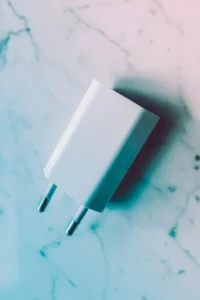 Google Pixel 9a battery saving tips for better daily battery life in the USA