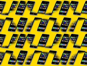 Tested solutions for iPhone 15 Pro display glitches for US consumers