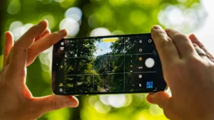 iQOO Z10R black screen issue fix guide India