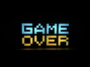 Motorola Razr 2025 screen crease and vertical line issue